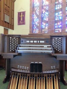 Allen Organ installation Grace Community Presbyterian in PA