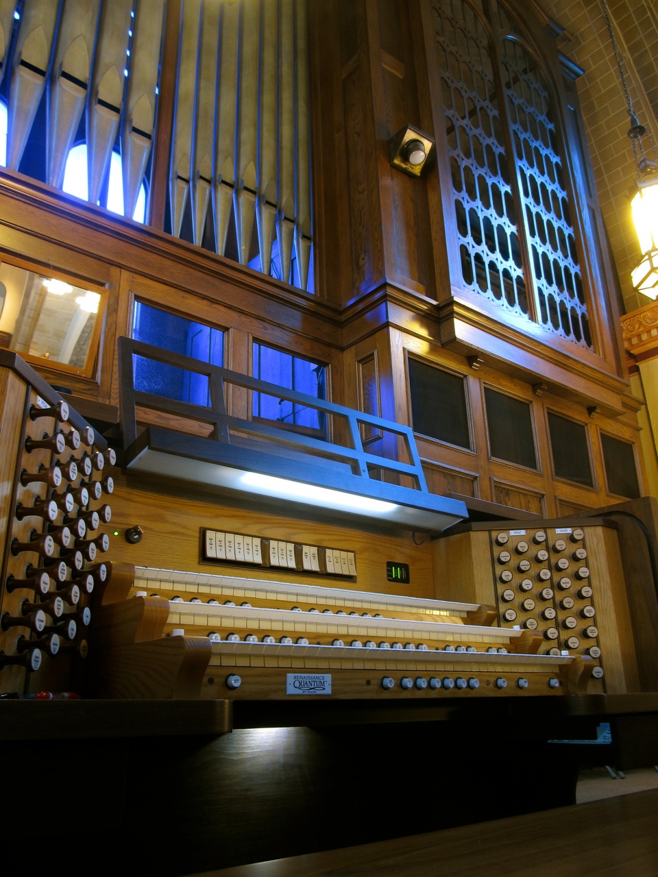 Allen Organ installation St. Boniface Catholic Church