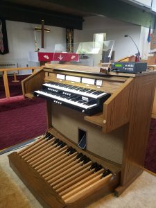 Allen CF-3 digital organ, Trinity Lutheran Church, Monroeville PA