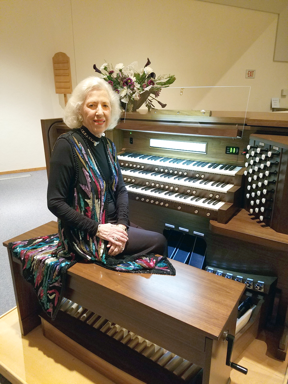St. Mary's Catholic Church, St. Clairsville, OH - Diane Bish on an Allen 58 Stop Digital Organ